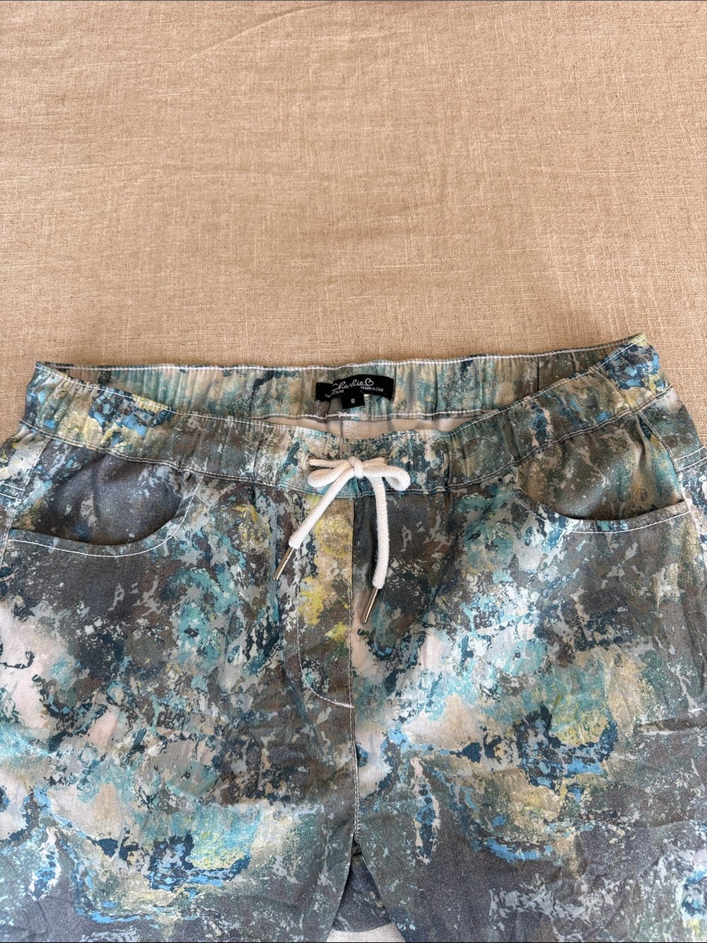 Abstract Print Pant - Picture 3 of 5